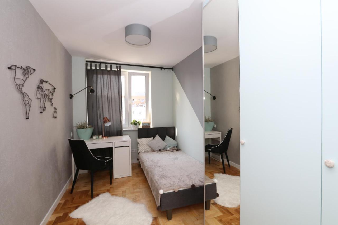 Romaszewskiego Zoliborz Bedroom Pokoj Metro วอร์ซอ ภายนอก รูปภาพ